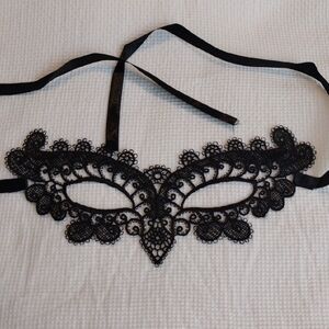 Elegant Black Lace Eye Mask